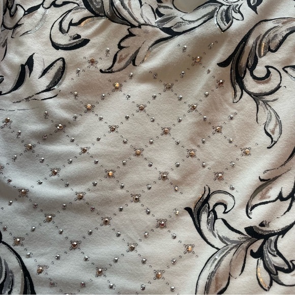 White House Black Market Top Size L - Picture 6 of 9